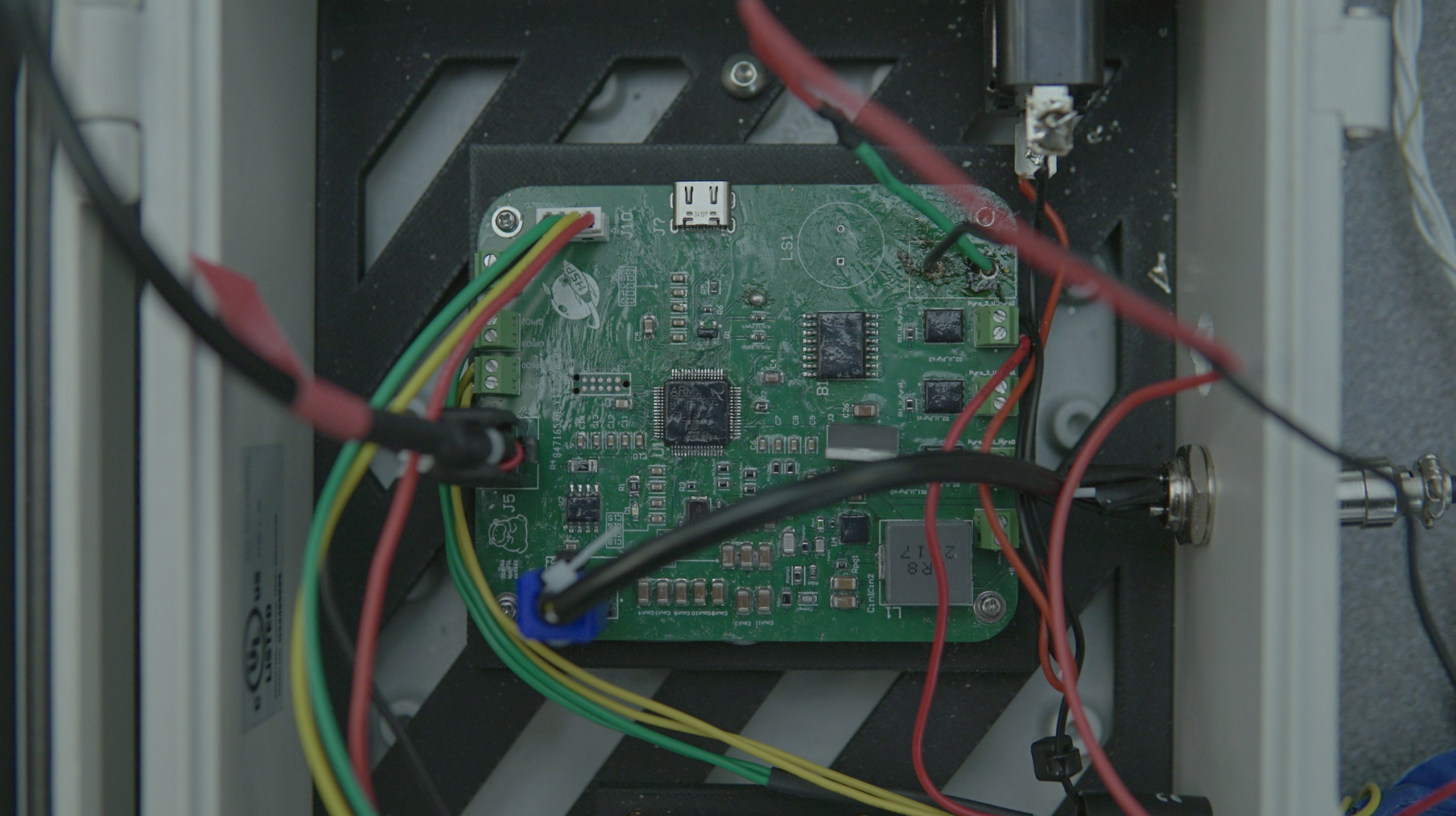 Rocket Ground Control PCB mounted in enclosure